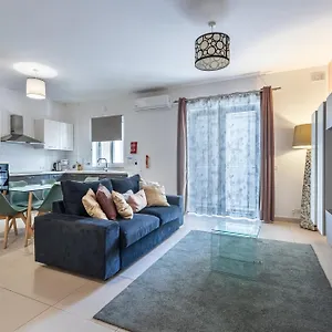 St Julians - Balluta 2 Bedroom Appartamento
